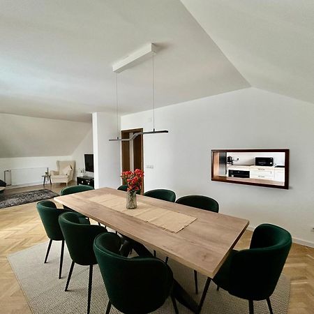 Apartman Tony Deluxe Near Zagreb Airport Велика-Горица Экстерьер фото