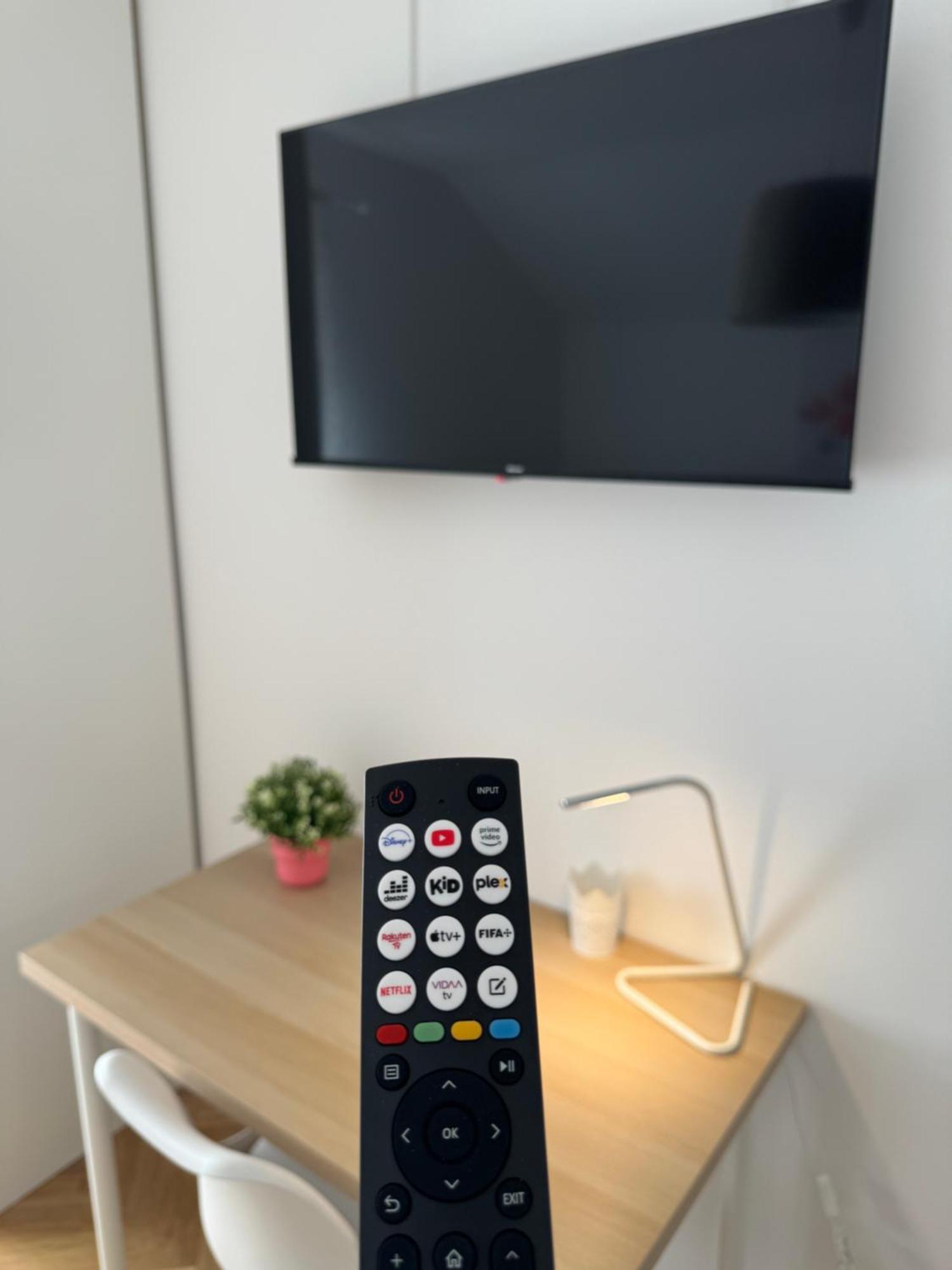 Apartman Tony Deluxe Near Zagreb Airport Велика-Горица Экстерьер фото
