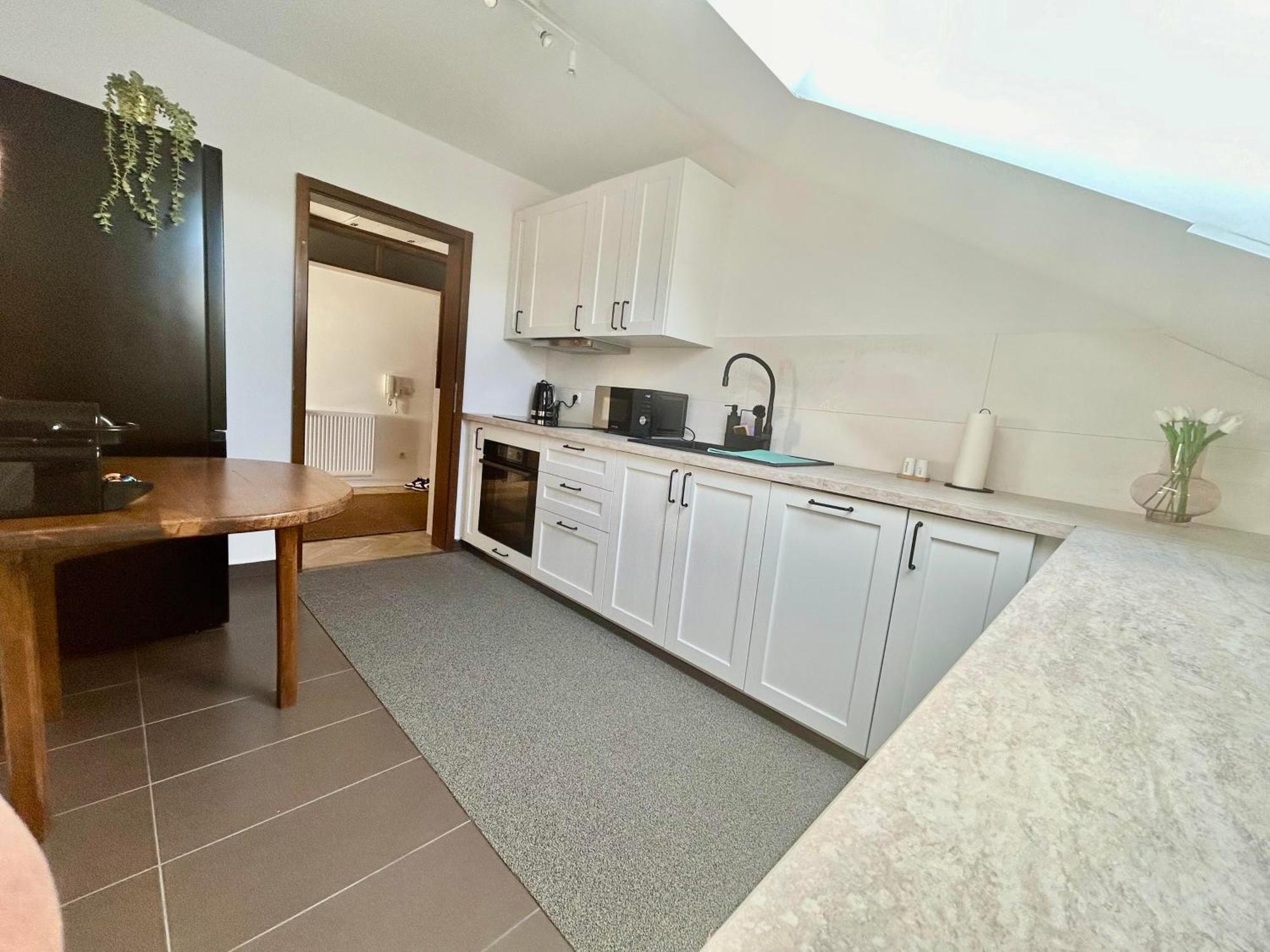 Apartman Tony Deluxe Near Zagreb Airport Велика-Горица Экстерьер фото